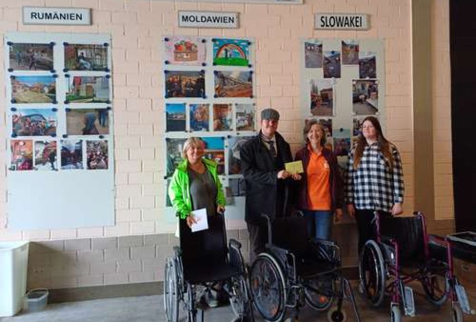 Image - Spende an den Verein „Helping Hands“
